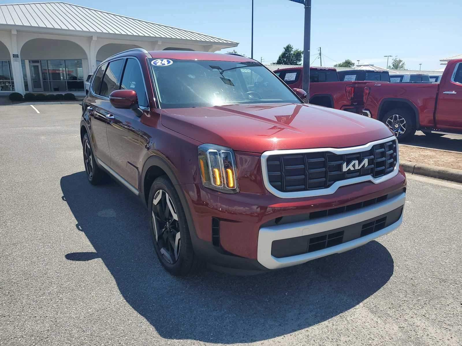 Used 2024 Dawning Red Red Kia S image 9