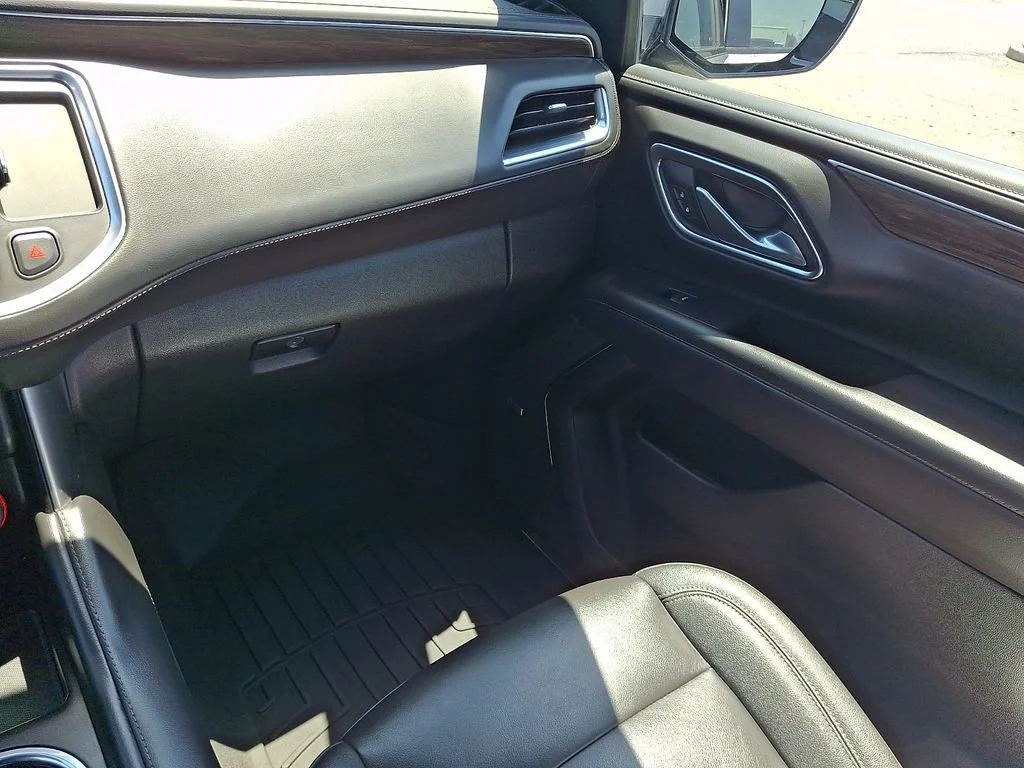 Used 2023 Sterling Gray Metallic Chevrolet Z71 image 17