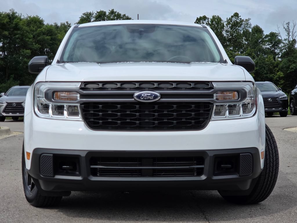 Used 2024 Oxford White Ford XLT image 3