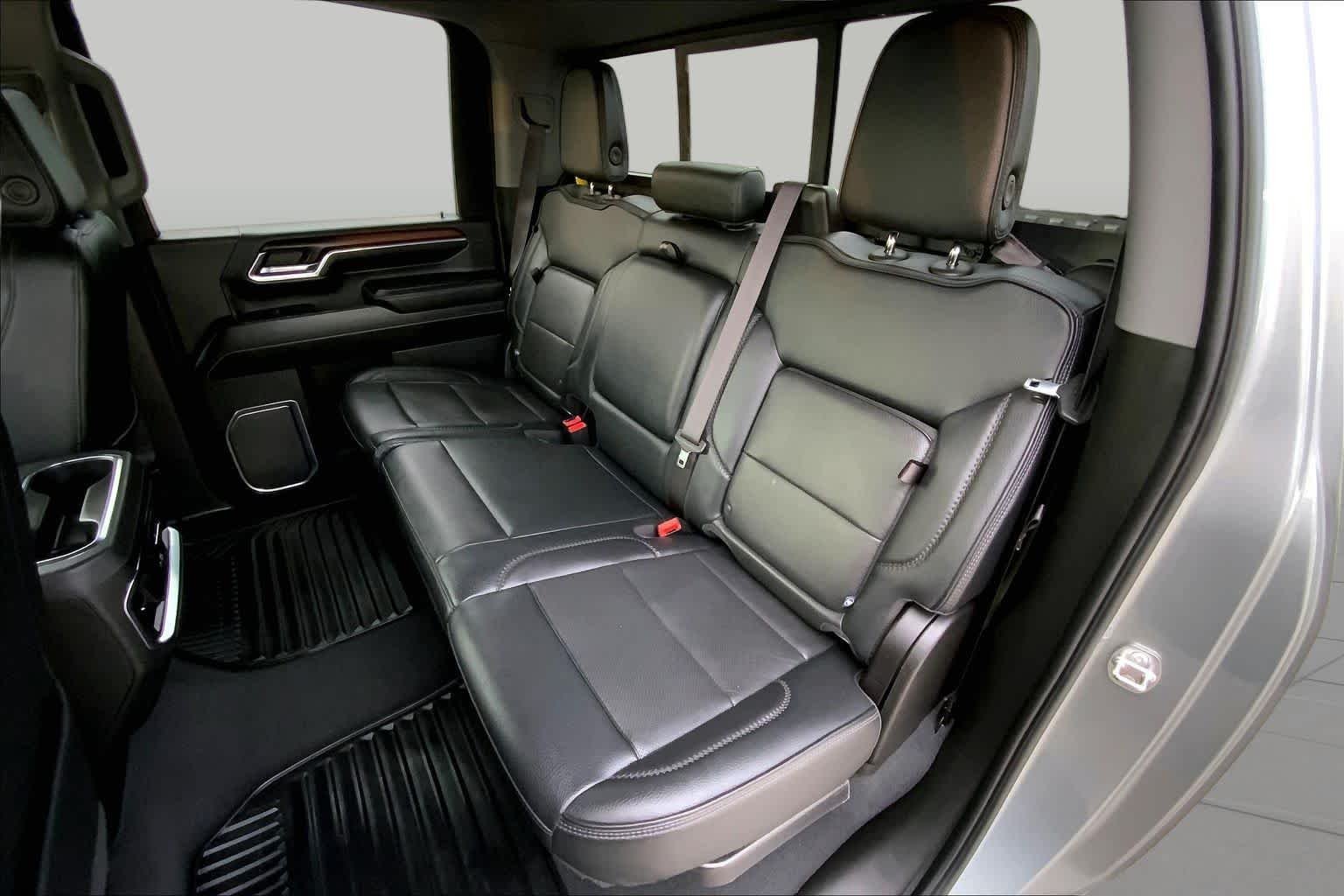 Used 2024 Sterling Metallic GMC Denali image 21