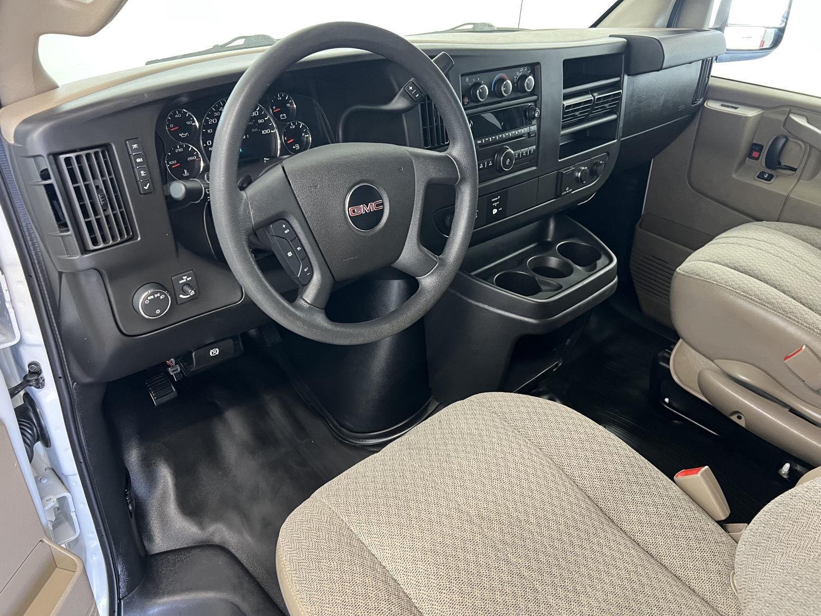 2018 GMC Savana Cargo Work Van - Photo 13