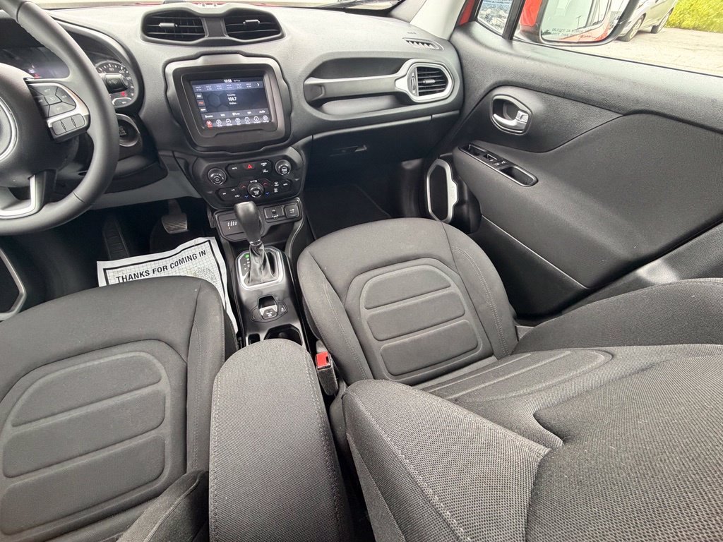 Photo 12