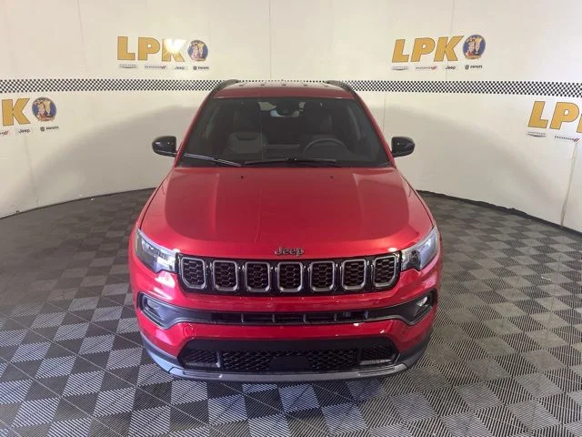 New 2026 Red Hot Pearl-Coat Exterior Paint Jeep Latitude image 9