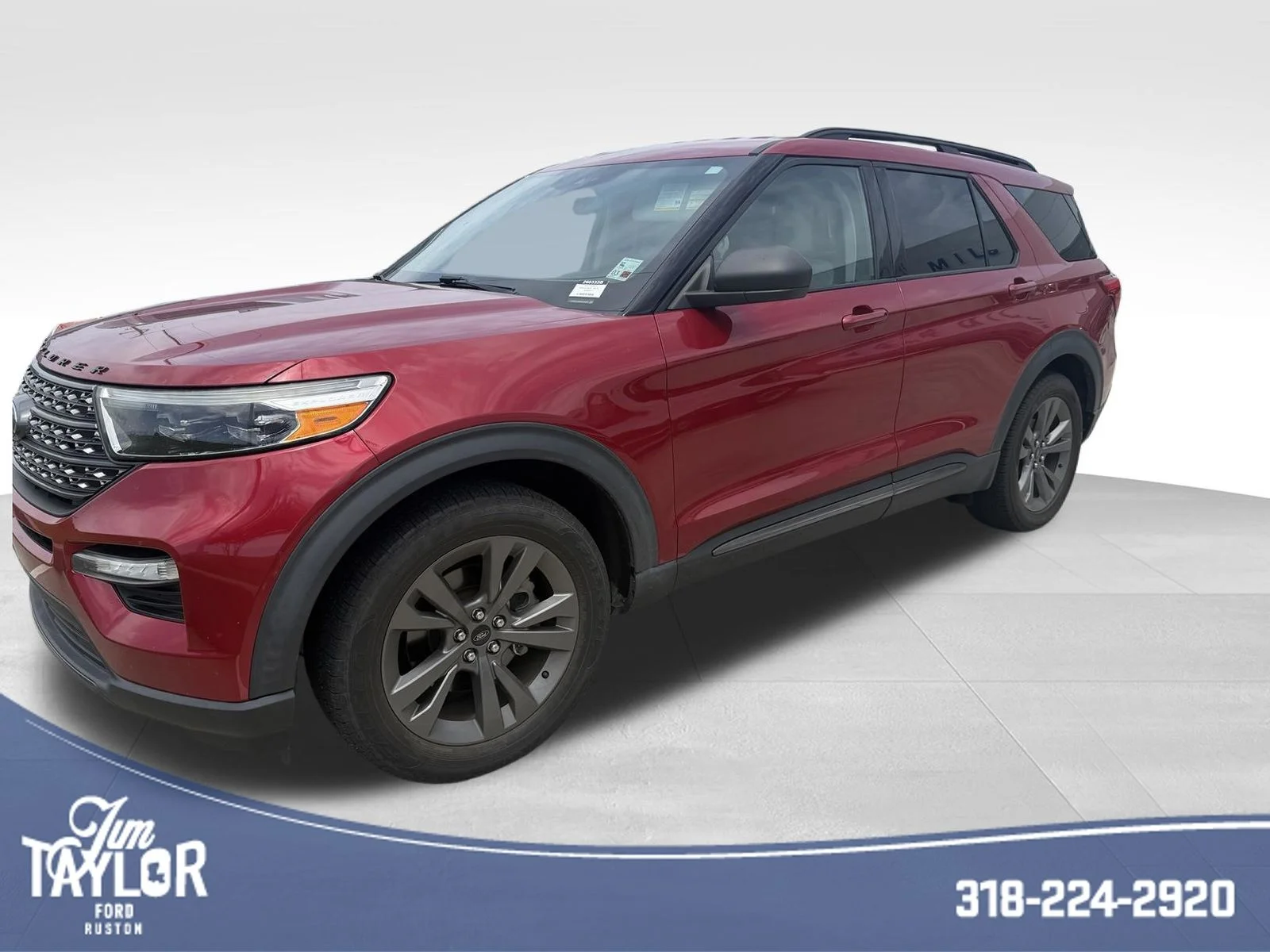 Used 2021 Red Ford XLT image 1