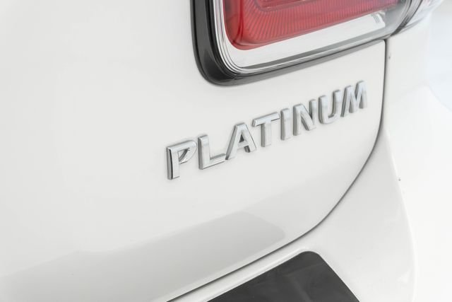 Used 2019 White Nissan Platinum image 14