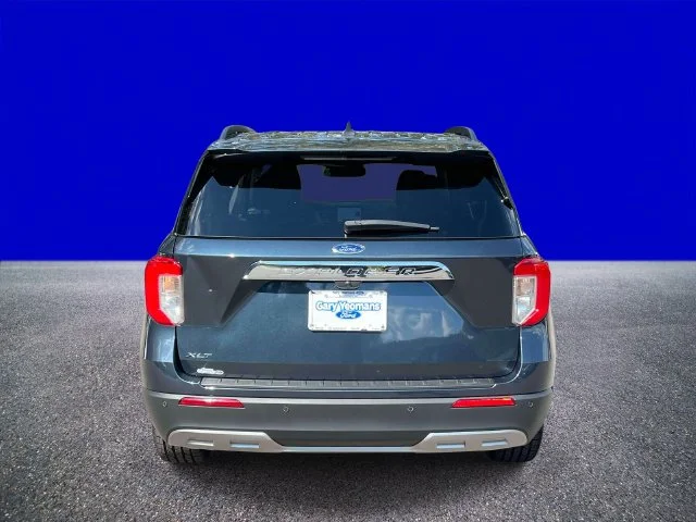 Certified Used 2024 Blue Metallic Ford XLT image 4