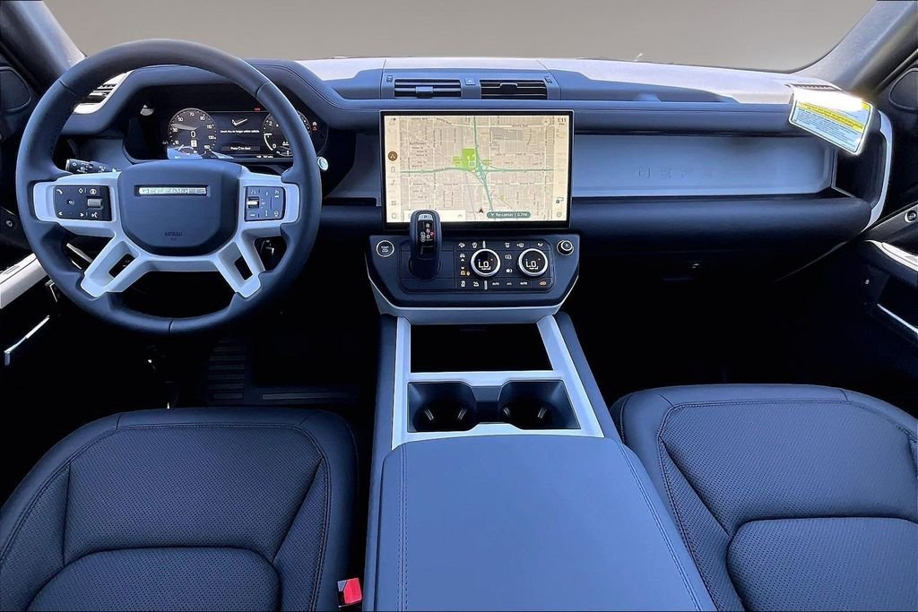 New 2026 WOOLSTONE GREEN Land Rover S image 5