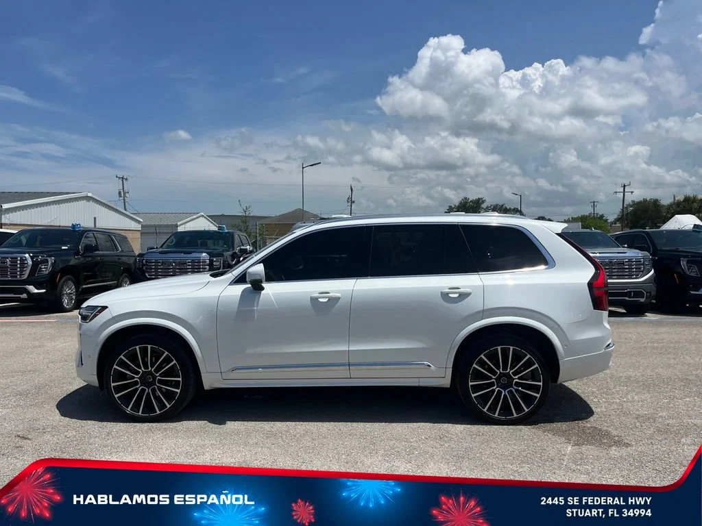 Used 2025  Volvo Ultra image 4