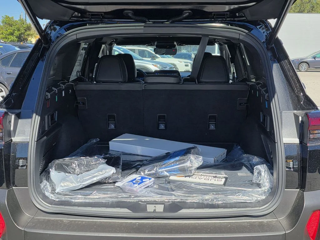 2026 Subaru Outback Limited - Photo 9