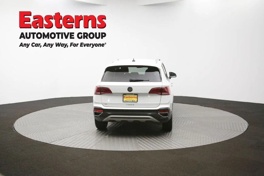 Used 2024 White Volkswagen 1.5T SE image 31