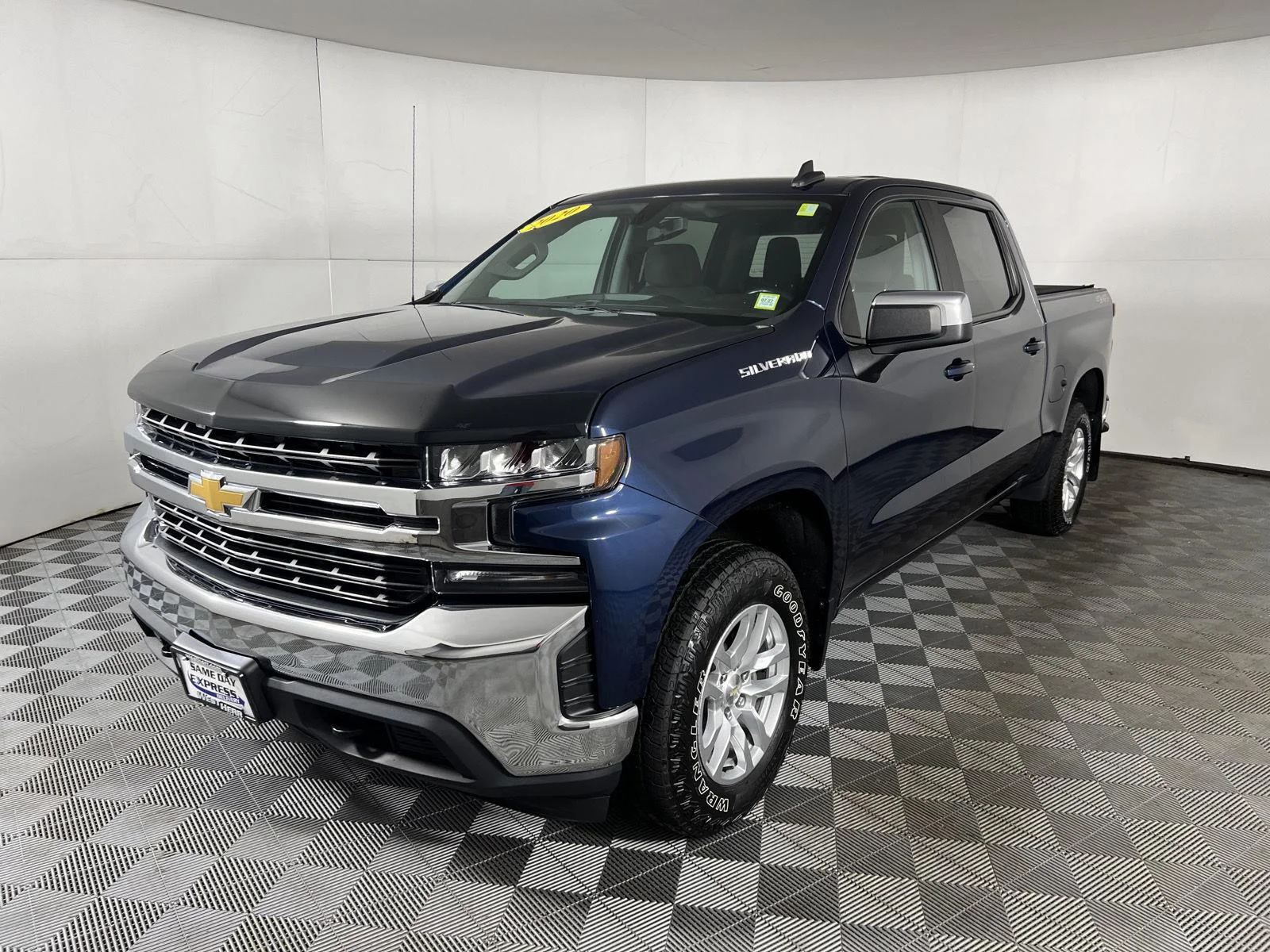 Used 2020 NORTHSKY BLUE METALLIC Chevrolet LT image 10