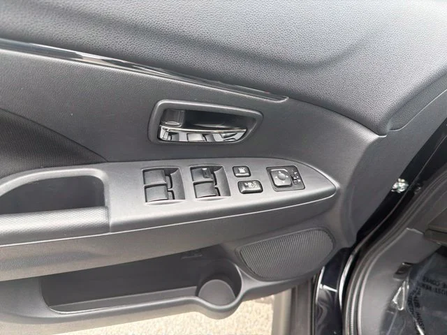 Used 2026 Black Mitsubishi 2.0 ES image 11