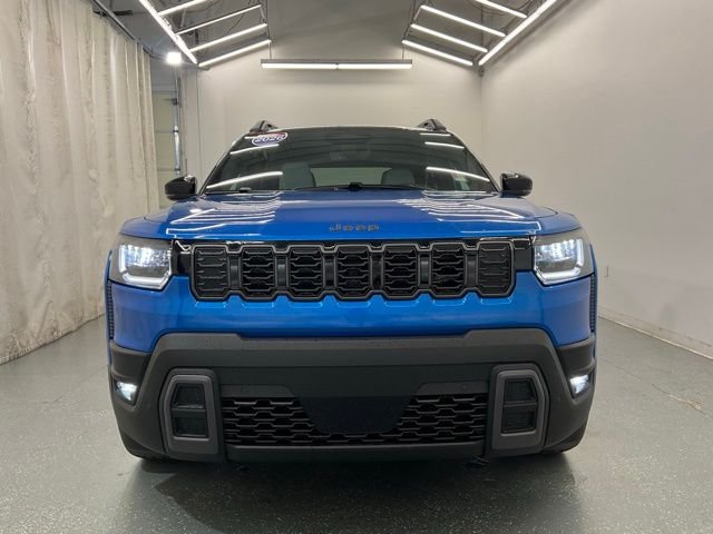 New 2026 Hydro Blue Pearl-Coat Exterior Paint Jeep Overland image 3