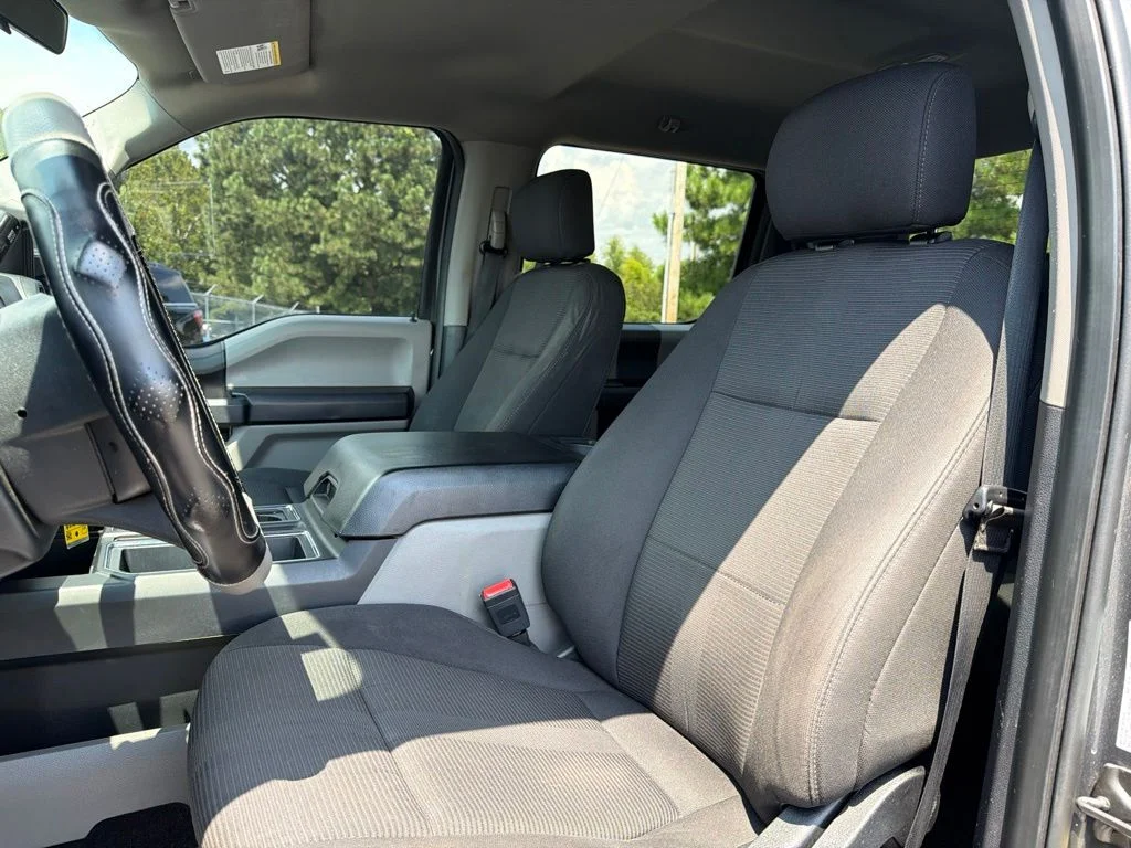 Used 2018 Gray Ford XL image 28