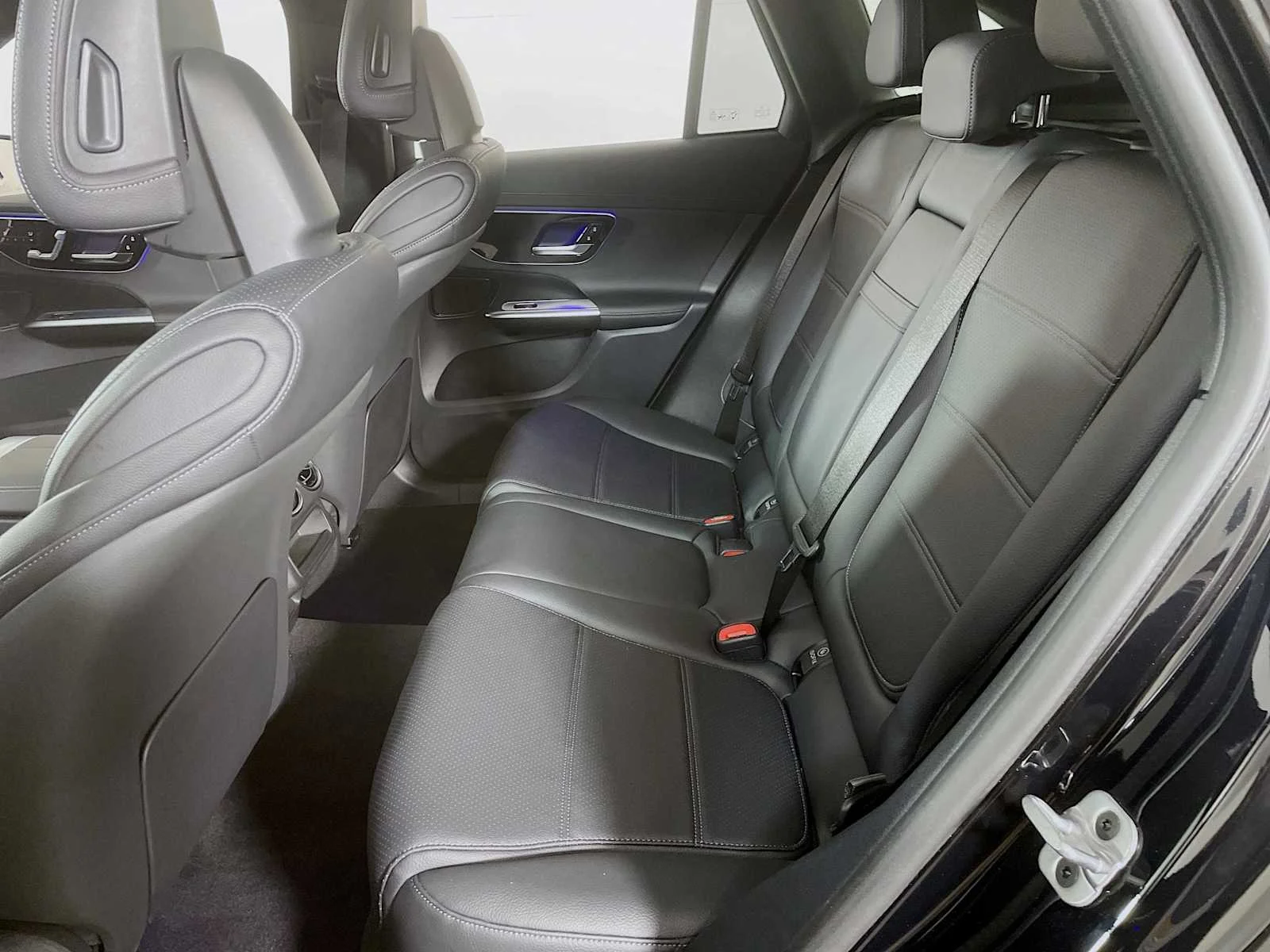 Used 2023 BLUE Mercedes-Benz GLC 300 image 23