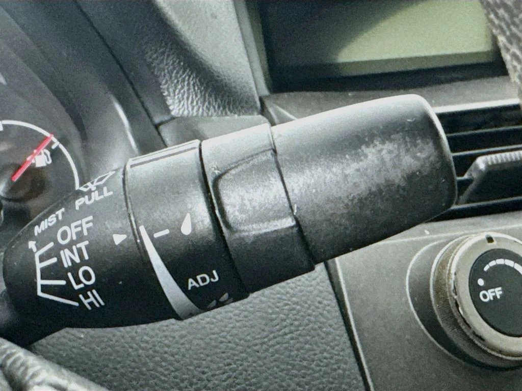 Used 2008 Silver Honda LX image 14