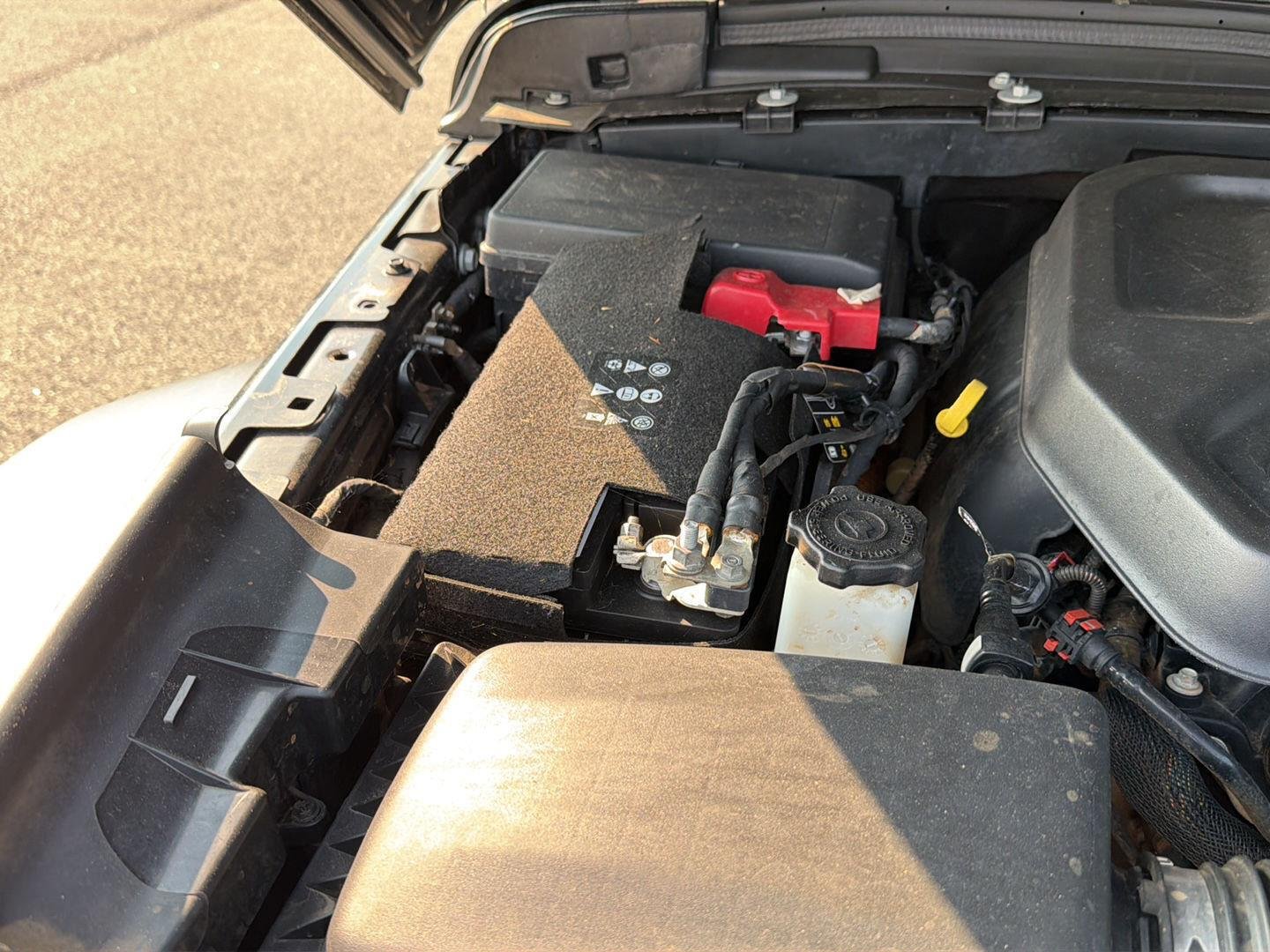 Used 2020 Black Clearcoat Jeep Sport image 31