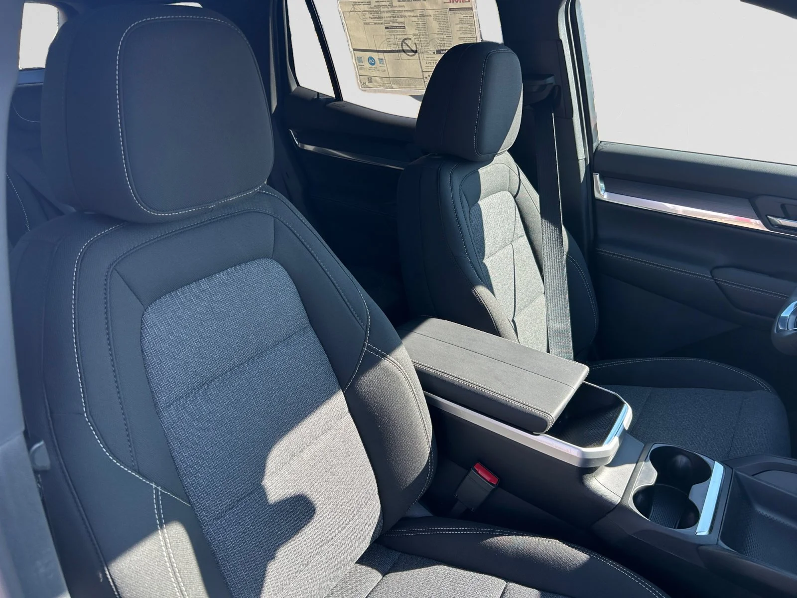 New 2027 Summit White GMC AWD Elevation image 11