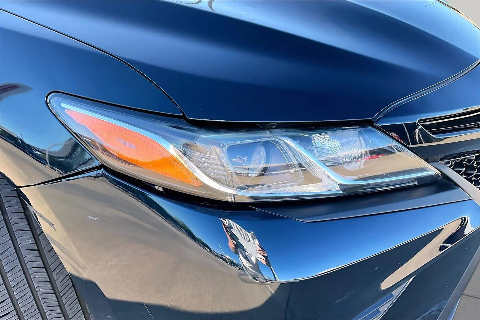 Used 2019 Galactic Aqua Mica Toyota SE image 24