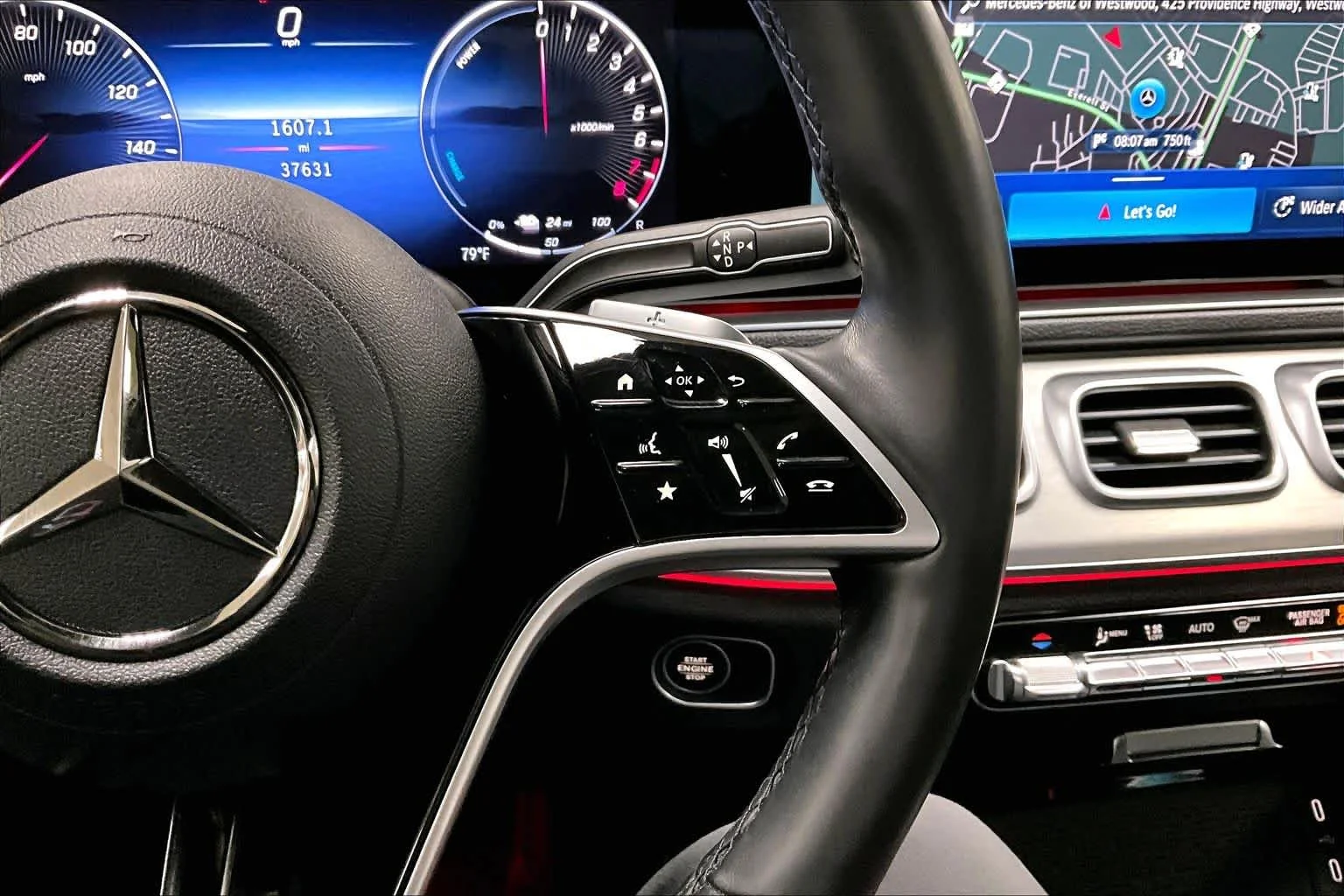 Used 2024 Black Mercedes-Benz GLE 450e Plug-In Hybrid image 25