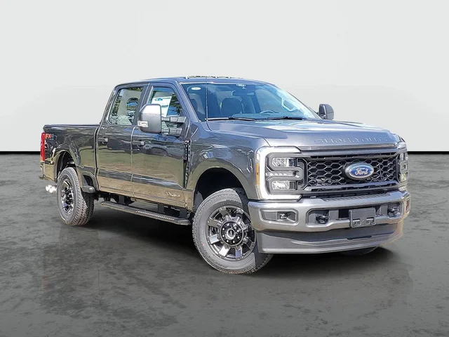 Walts Ford Live Oaknull