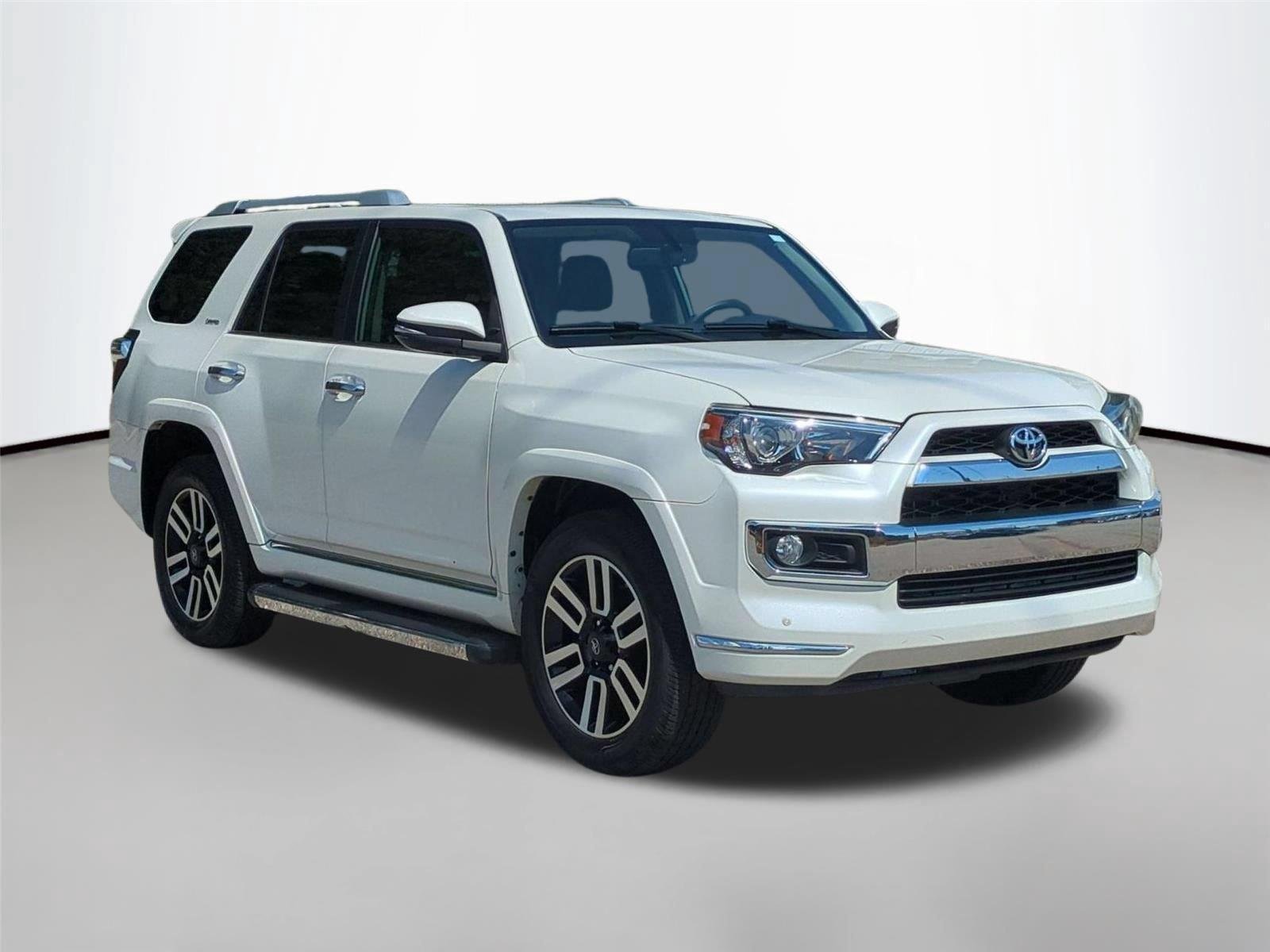 Used 2019 Blizzard Pearl Toyota Limited image 7
