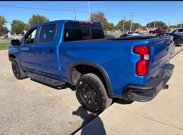 Used 2023 Glacier Blue Metallic Chevrolet ZR2 image 7