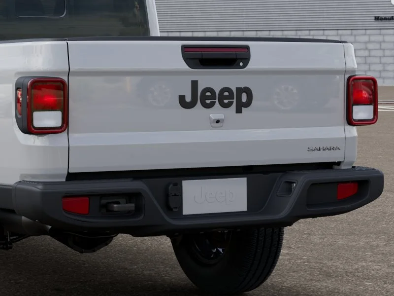 New 2026 Bright White Clear-Coat Exterior Paint Jeep  image 13