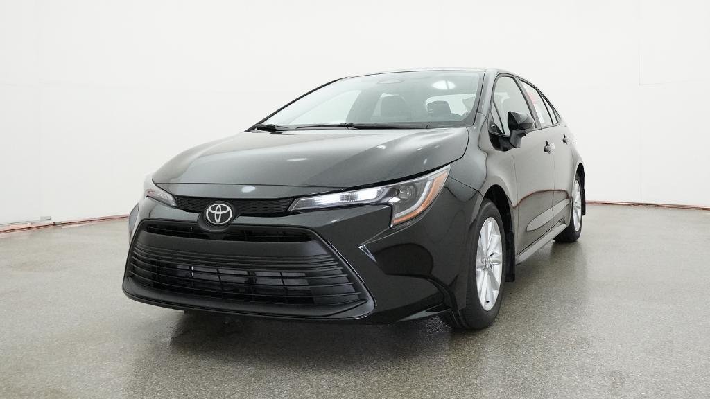 New 2026 Midnight Black Metallic Toyota LE image 14
