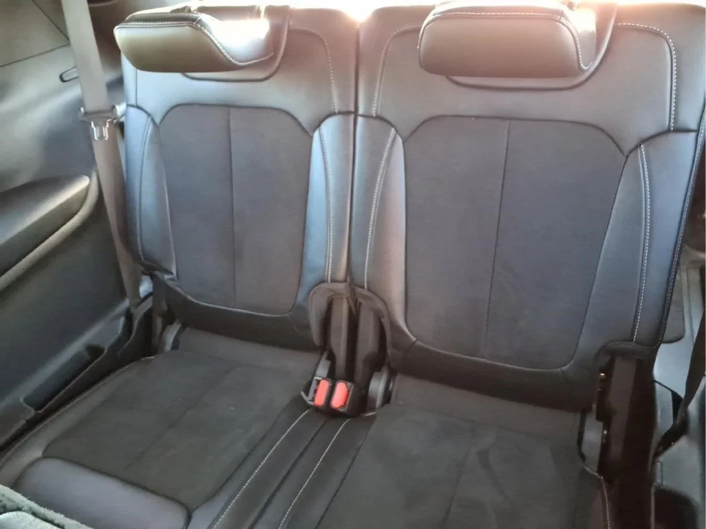 Used 2023 Gray Jeep Altitude image 17