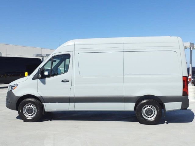New 2024 Gray Mercedes-Benz Cargo 144 WB image 10