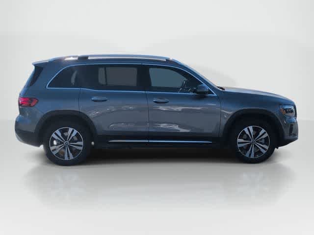 Used 2025 Mountain Grey Metallic Mercedes-Benz GLB 250 image 9