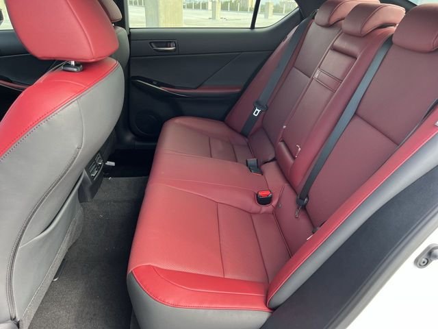 Used 2023 White Lexus 300 image 21