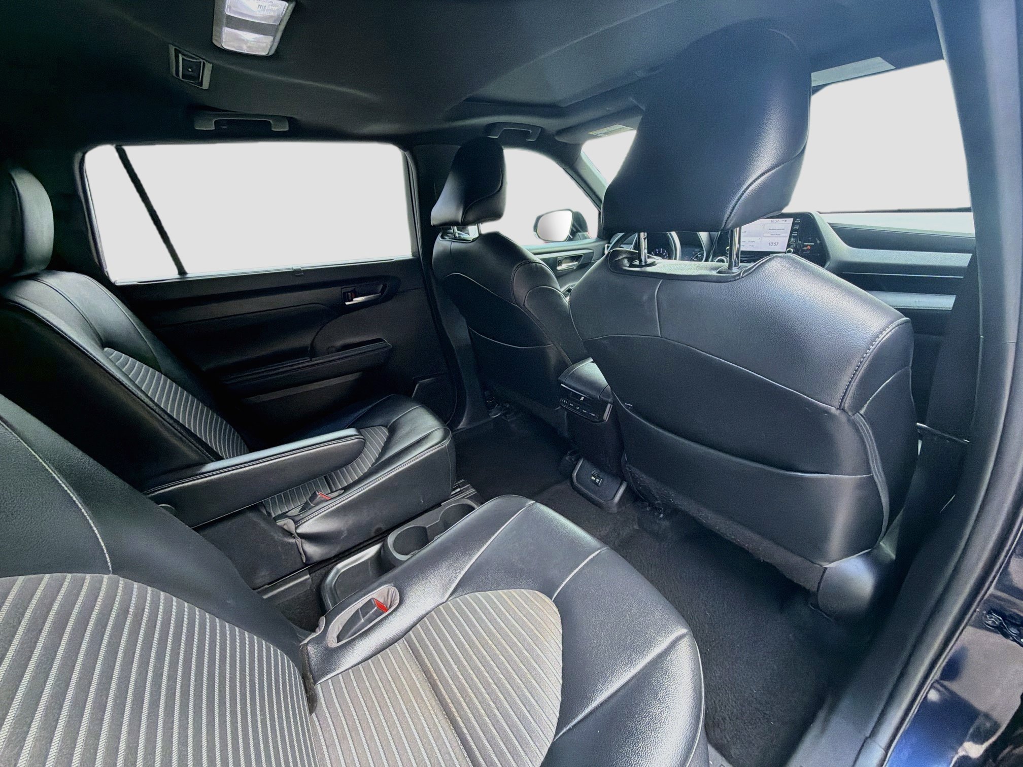 Used 2021 Blueprint Toyota XSE image 27