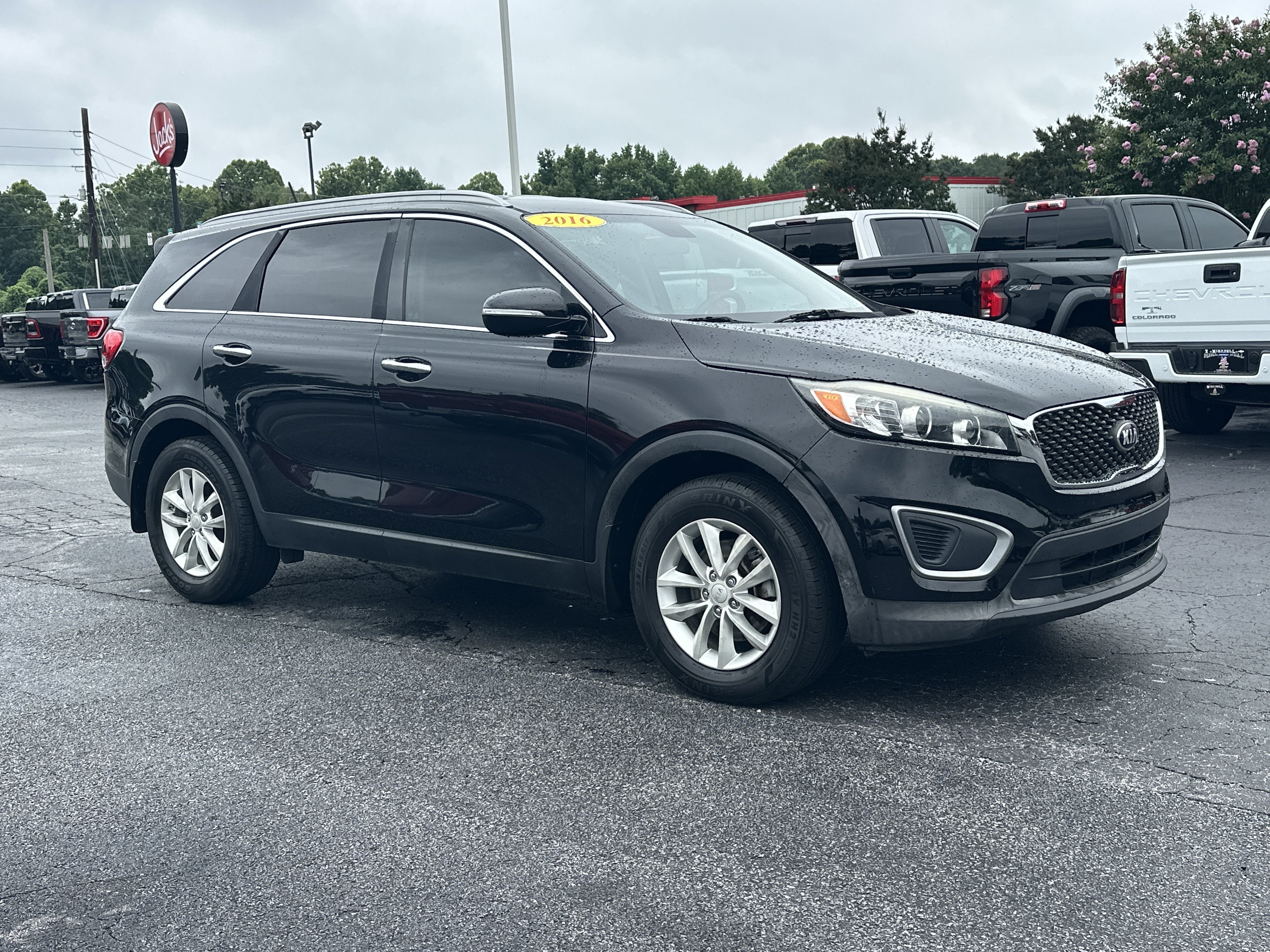 Used 2016 Kia Sorento LX with VIN 5XYPG4A38GG145026 for sale in Carrollton, GA