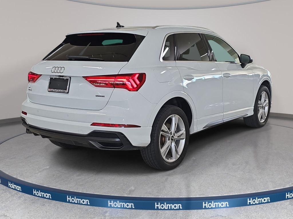 Used 2022 Glacier White Audi Premium Plus image 7