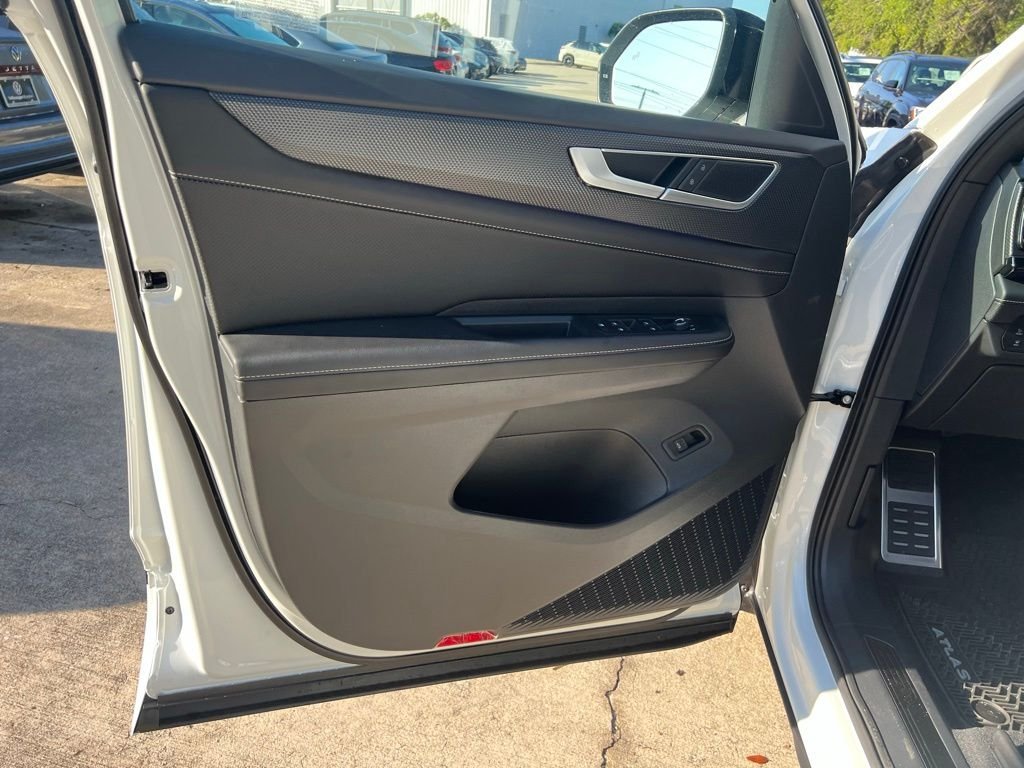 New 2026 White/off-white Volkswagen 2.0T SEL R-Line Black image 55