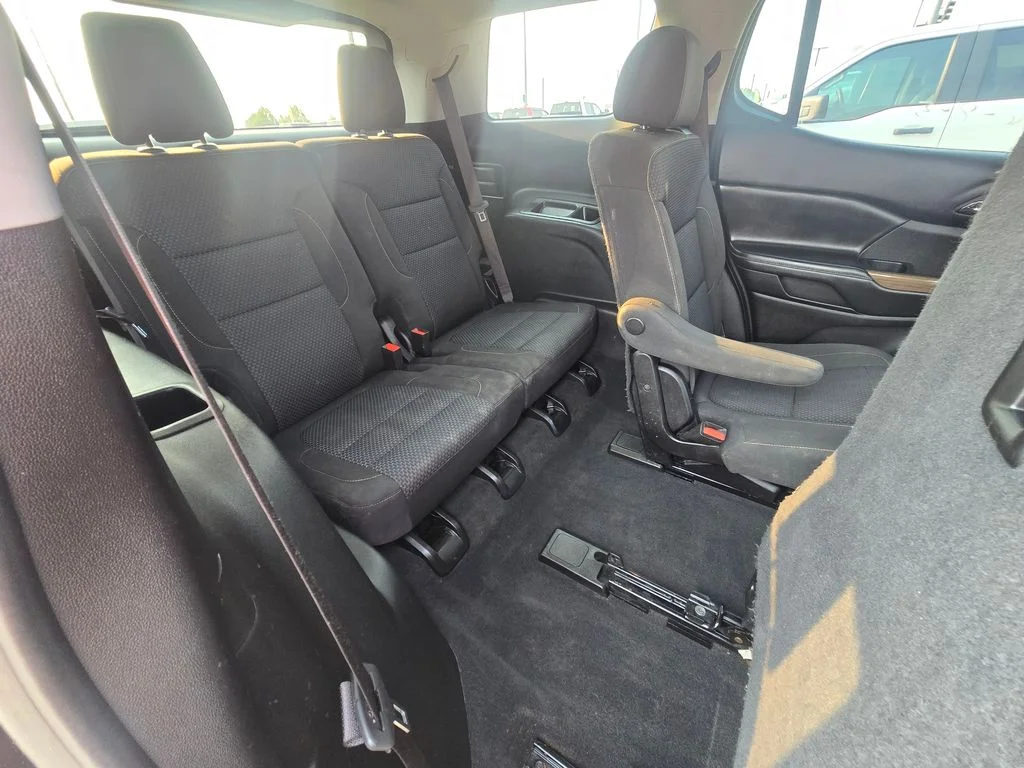 Used 2023 Black GMC SLE image 11