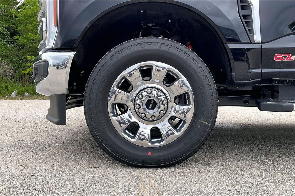 New 2026 Ford Super Duty F-250 Lariat 4D Crew Cab