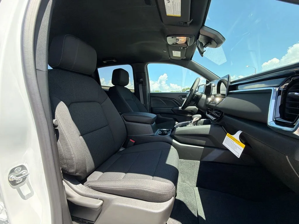 New 2026 Summit White GMC Elevation image 33