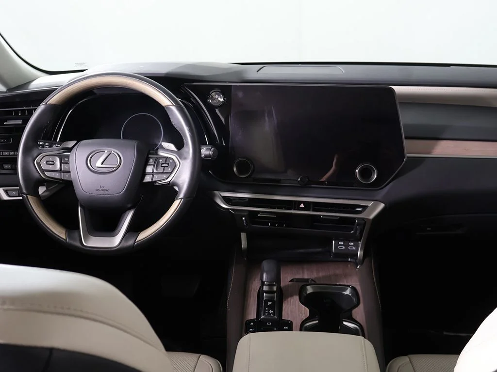 Used 2023 White Lexus 350h Premium image 32
