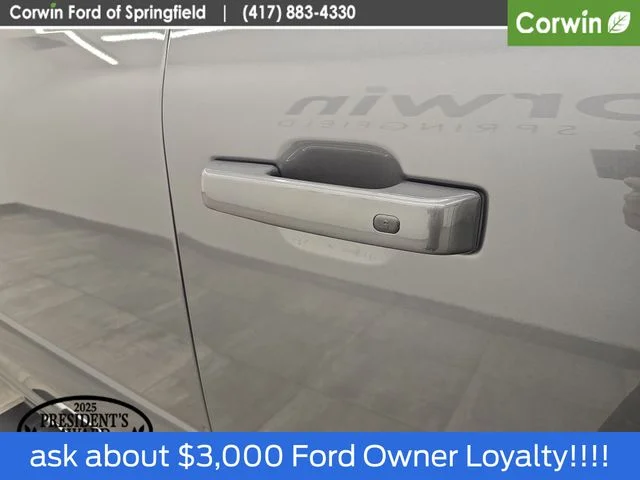New 2026 Carbonized Gray Metallic Ford F-350® Lariat® image 12