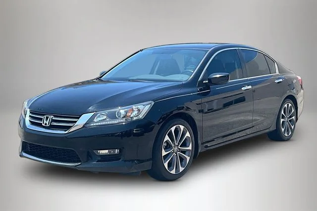 Used 2015 Honda Accord Sport with VIN 1HGCR2F58FA094148 for sale in Florence, AL