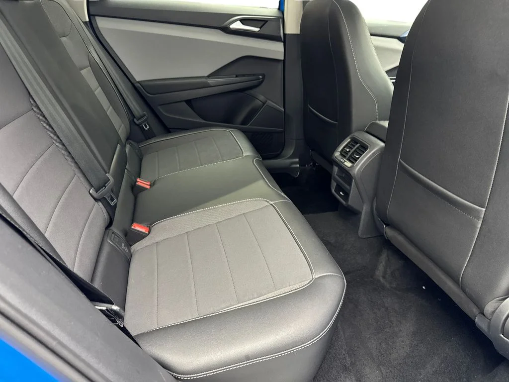 Used 2022 Blue Volkswagen 1.5T SE CAM,PANO,HTD STS,BLIND SPOT,18" WLS image 39