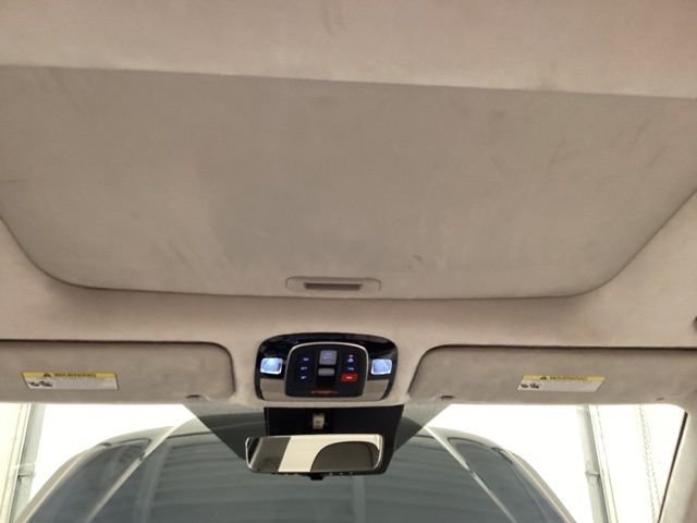 Used 2024 White Hyundai Calligraphy image 31