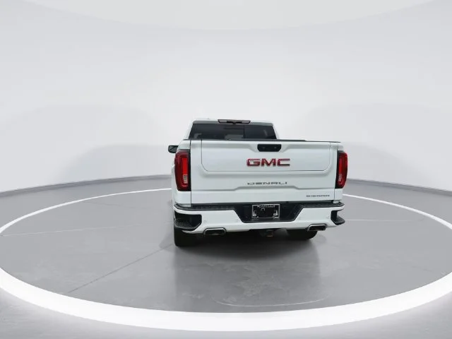 Used 2023  GMC Denali image 7