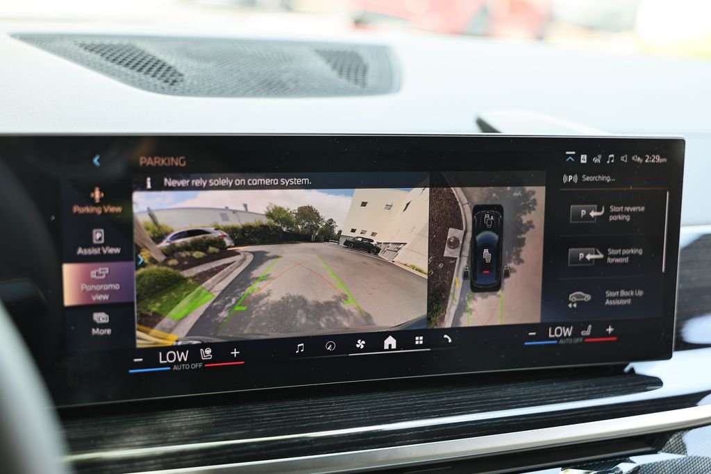 New 2027 Black Sapphire Metallic BMW xDrive40i image 37