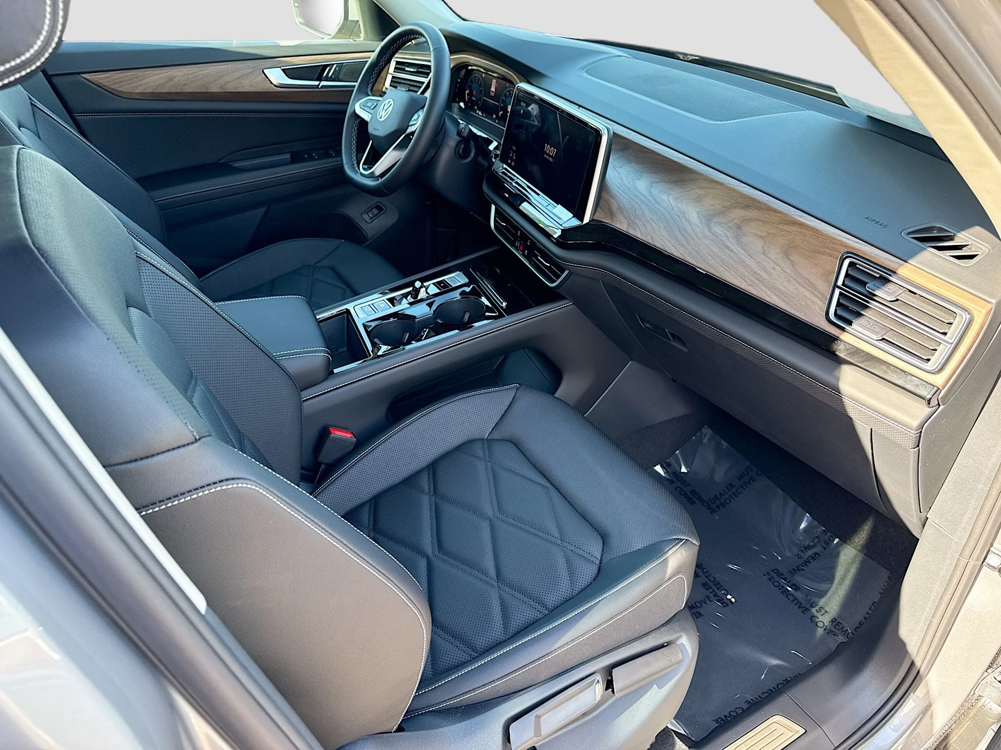 New 2026 Mist Volkswagen 2.0T SE w/Technology image 13