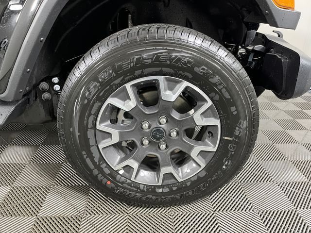 New 2026 Black Clear-Coat Exterior Paint Jeep Sahara image 5