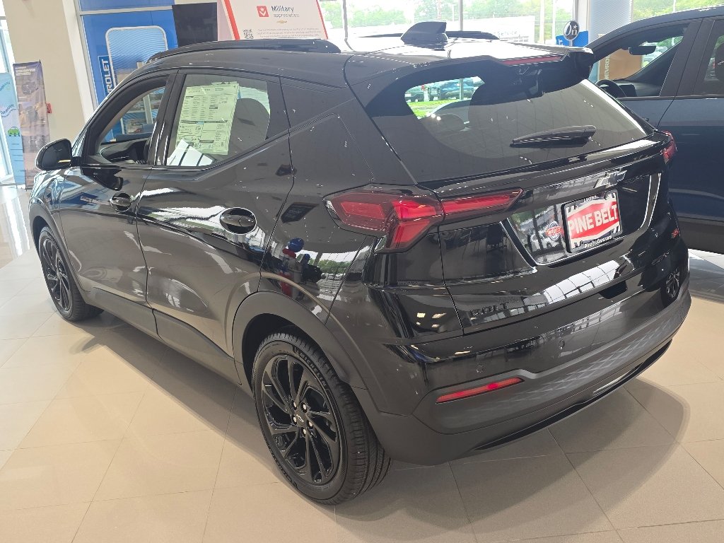 New 2027 Mosaic Black Metallic Chevrolet RS image 9